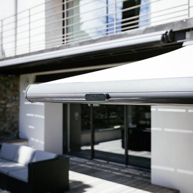 Wirefree wind sensor for automatic awning - Somfy Eolis